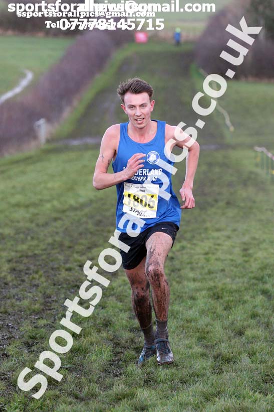 Senior mens Start Fitness NEHL, Herrington Country Park, near Sunderland. Photo:  David T. Hewitson/Sports for All Pics